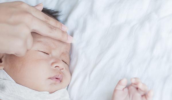 Fieber bei Babys - jetzt informieren!